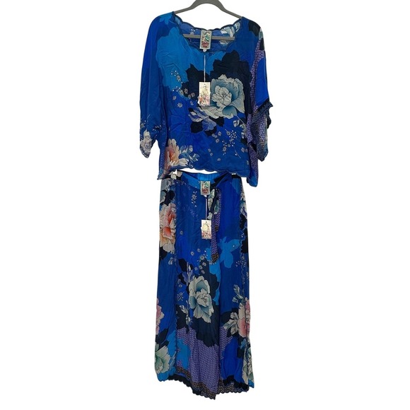 Johnny Was Boho Cropped Top & Tura Wrapped Pant Set Blue Floral NWT Size L - Picture 1 of 16
